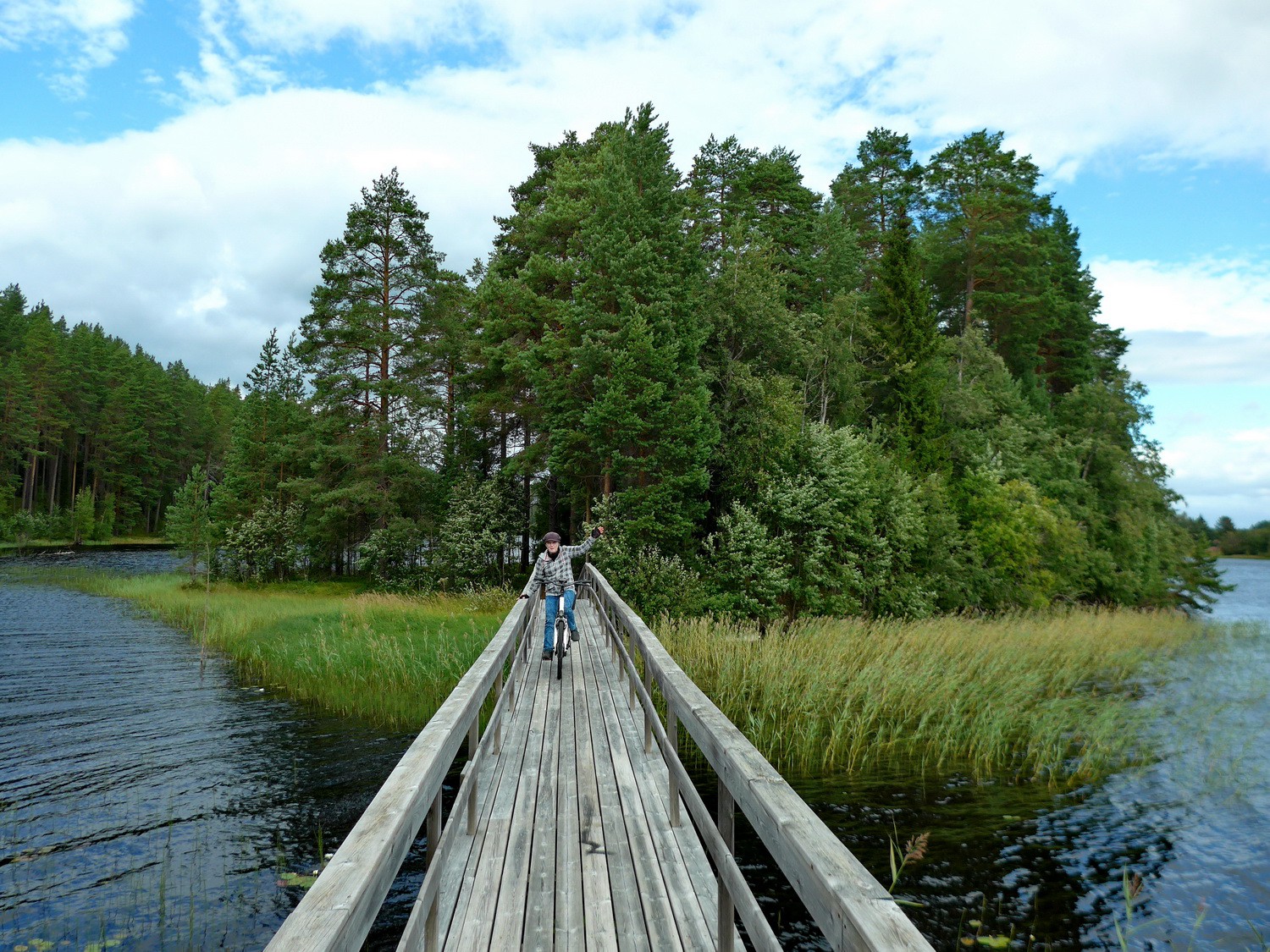 Bridge on the western shore of the lake Graningesjön